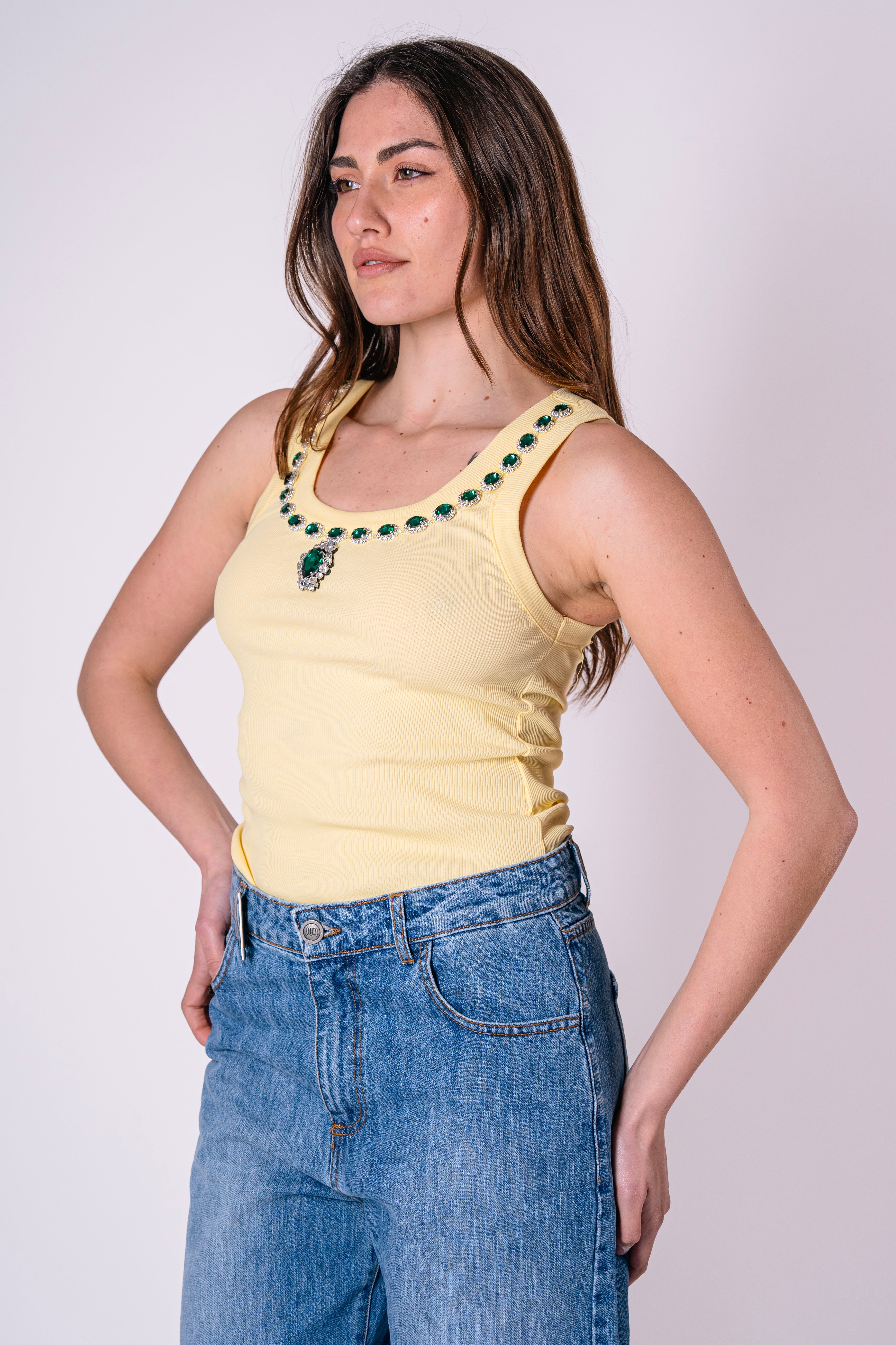 Top Clara